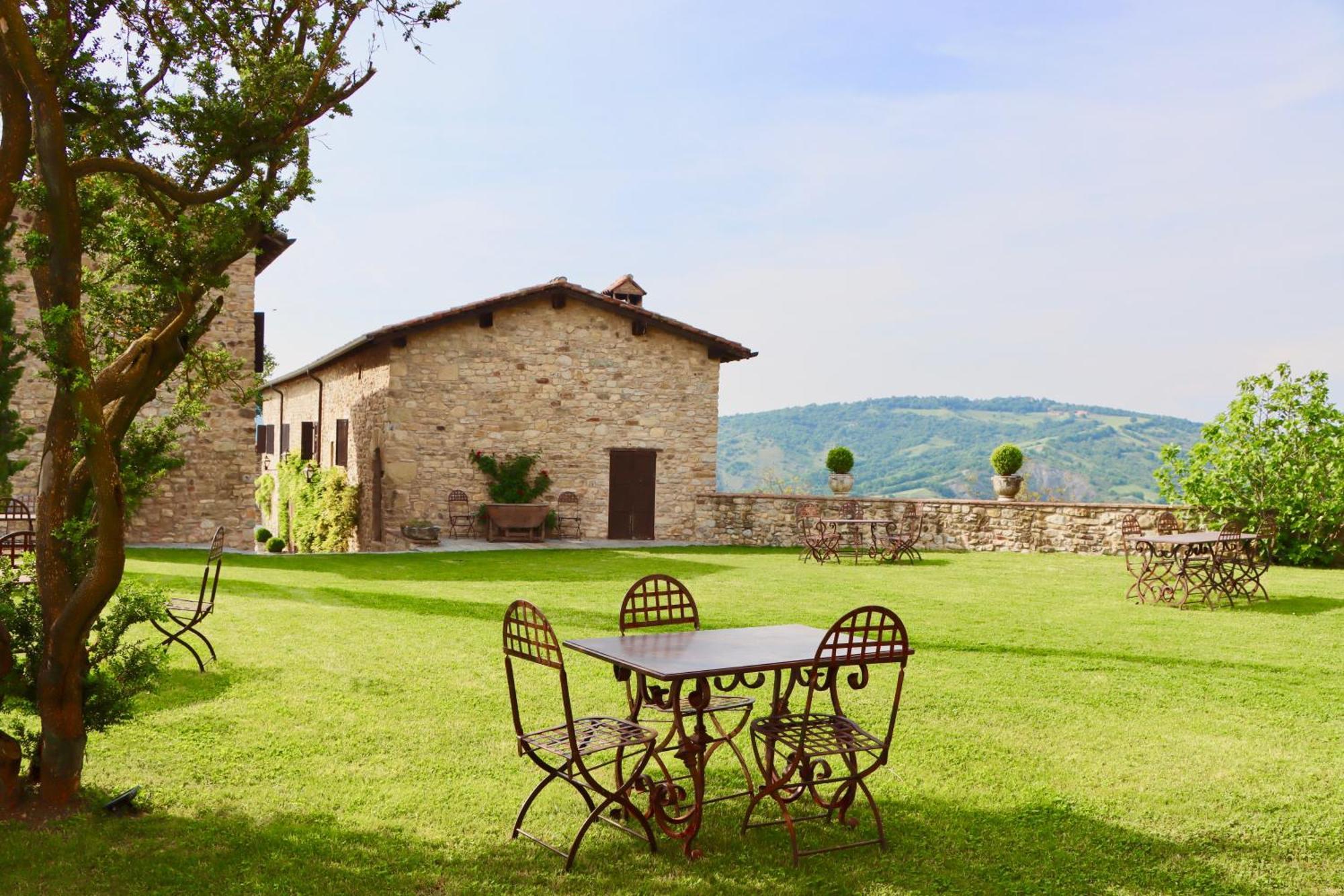 Castello Di Viano Villa Екстериор снимка